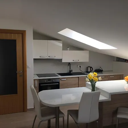 Kimi Apartment *